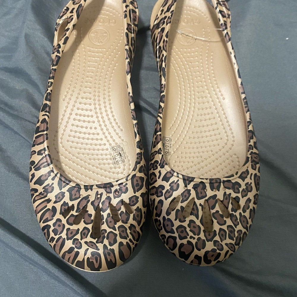 Size 10 Crocs sandals